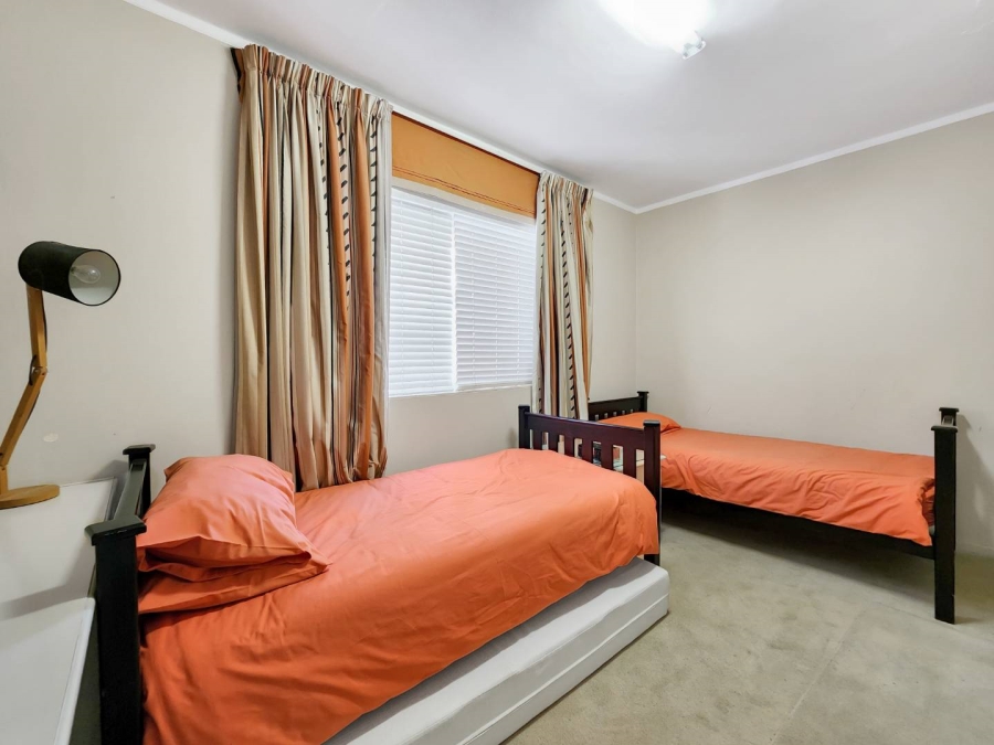 3 Bedroom Property for Sale in Sea Point Western Cape